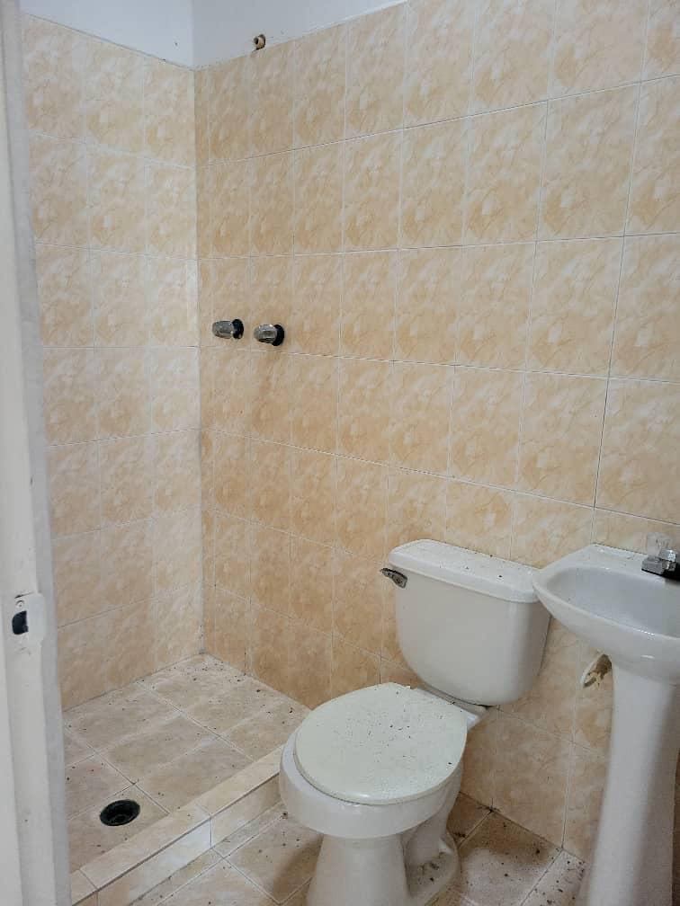 Будинок, 2142 м², 12 000$ — FAKTOR